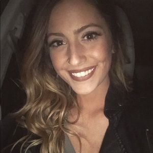 Meet your Posher, Hanah